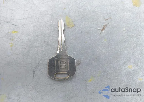 2002 Buick Century Custom z USA, uszkodzony, nr VIN 2G4WS52J921214446